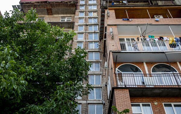 Установка лифтов в многоэтажном доме по улице Ленина - Sputnik Южная Осетия