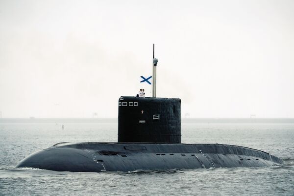 Дизель-электрическая подводная лодка Владикавказ во время репетиции парада в честь Дня ВМФ России в Кронштадте - Sputnik Южная Осетия