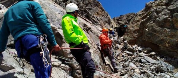 В горах Северной Осетии спасли альпинистов из Ивановской области - Sputnik Южная Осетия