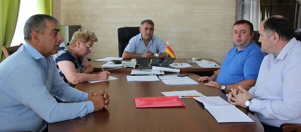 Заседание комитета парламента Южной Осетии по социальной политике и здравоохранению - Sputnik Южная Осетия