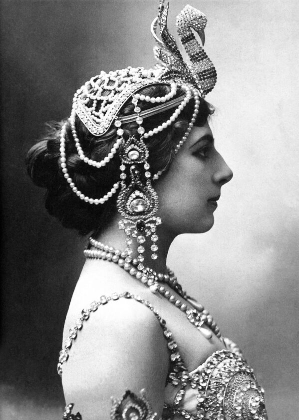 Танцовщица Мата Хари, 1910 год - Sputnik Южная Осетия