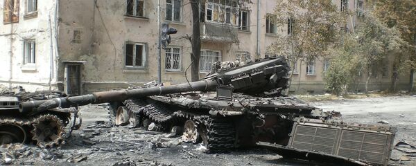 Цхинвал после разрушений - Sputnik Южная Осетия