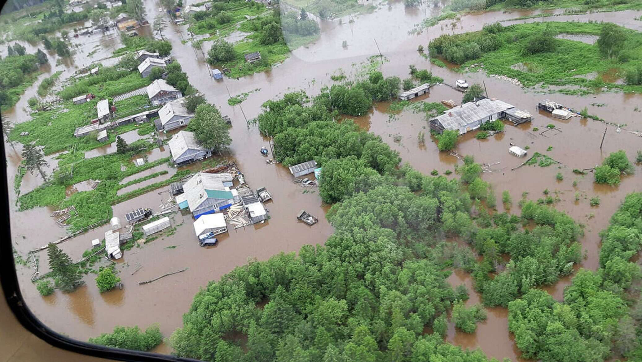 Какие районы топит. Наводнение Амур Хабаровск. Потоп в Хабаровске. Затопление в Хабаровске 2019. Амур наводнение 2013 Хабаровск.