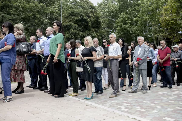 Траурные мероприятия, посвященные 11-й годовщине грузинской агрессии в августе 2008 года Траурные мероприятия, посвященные 11-й годовщине грузинской агрессии в августе 2008 года - Sputnik Южная Осетия