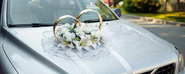 Свадебный кортеж Свадебный кортеж - Sputnik Южная Осетия