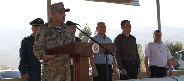 Президент РЮО Анатолий Бибилов встретился с резервистами Президент РЮО Анатолий Бибилов встретился с резервистами - Sputnik Южная Осетия