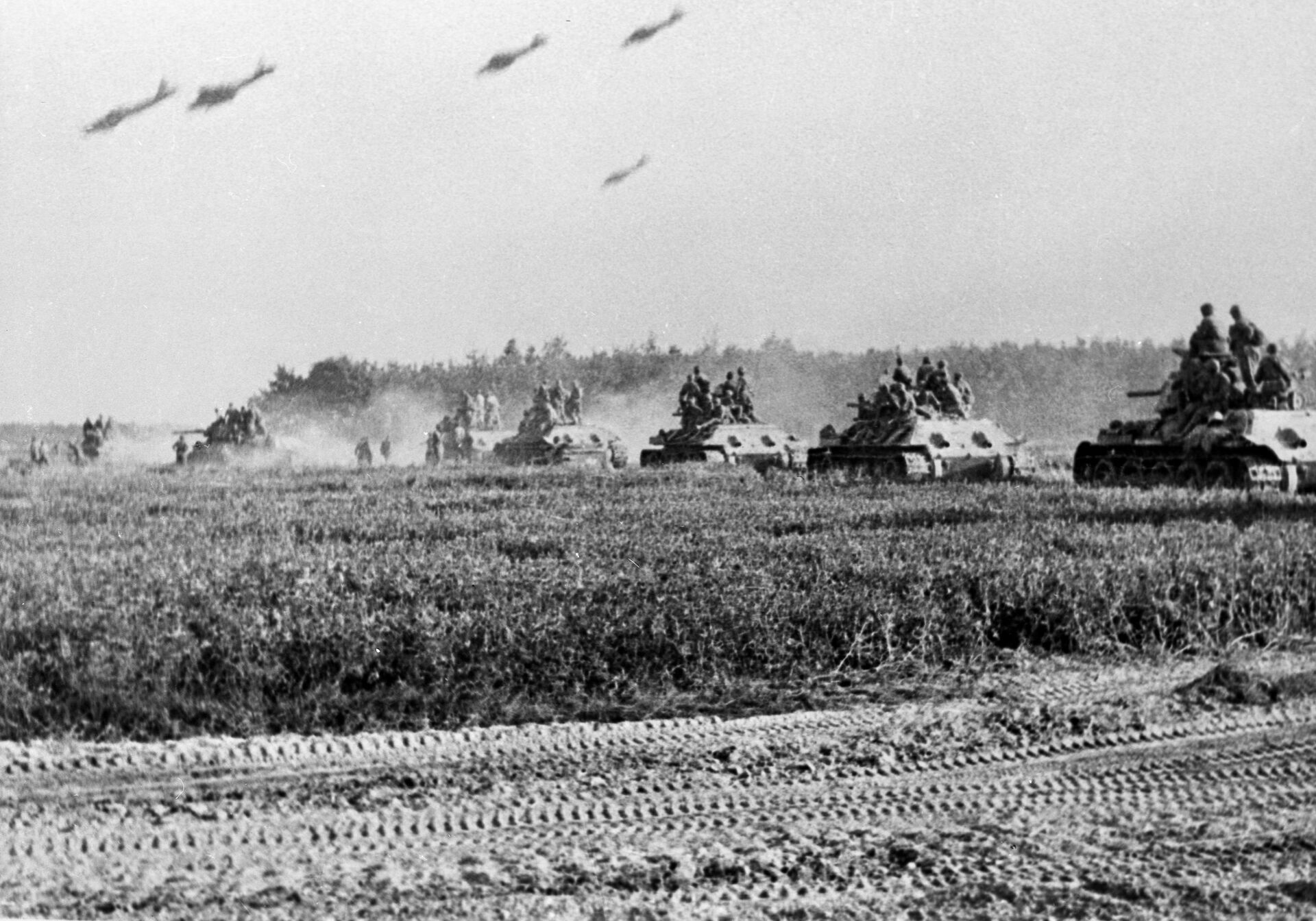 Битва на Курской дуге (5 июля 1943 г. -  23 августа 1943 г.)  - Sputnik Южная Осетия, 1920, 22.08.2022
