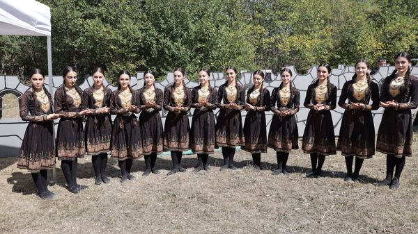 Этнографический праздник в Хетагурово. Архивное фото  - Sputnik Южная Осетия