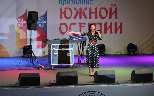 Праздничный концерт Песни, рожденные свободой - Sputnik Южная Осетия
