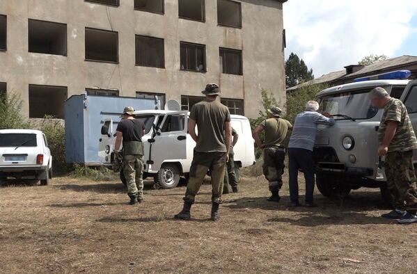 Сотрудники правоохранительных органов Южной Осетии в селе Уиста  - Sputnik Южная Осетия