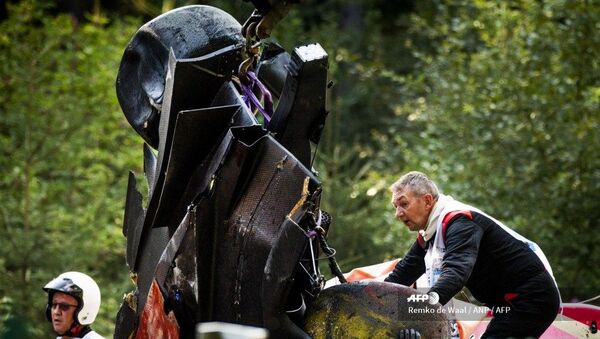 Французский гонщик Антуан Юбер умер после аварии на этапе Формулы-2 - Sputnik Южная Осетия