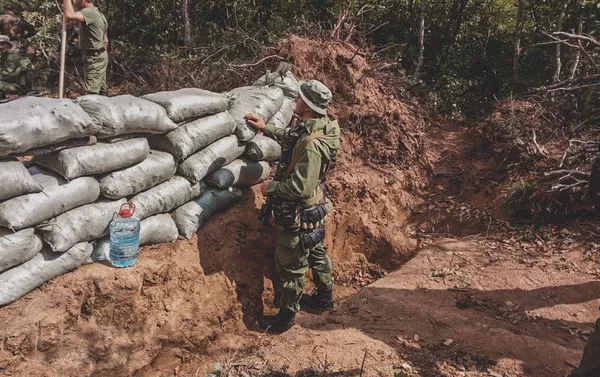 Сотрудники Погранслужбы КГБ Южной Осетии на посту у села Цнелис Сотрудники Погранслужбы КГБ Южной Осетии на посту у села Цнелис - Sputnik Южная Осетия