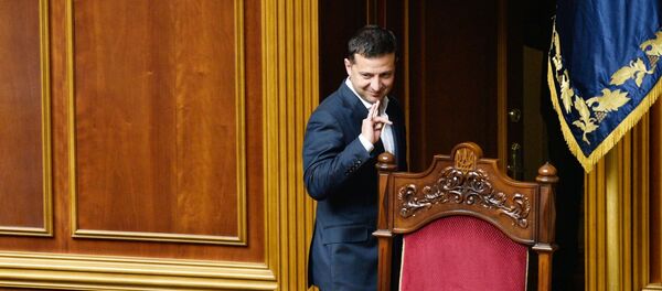 Президент Украины Владимир Зеленский во время заседания Верховной рады - Sputnik Южная Осетия