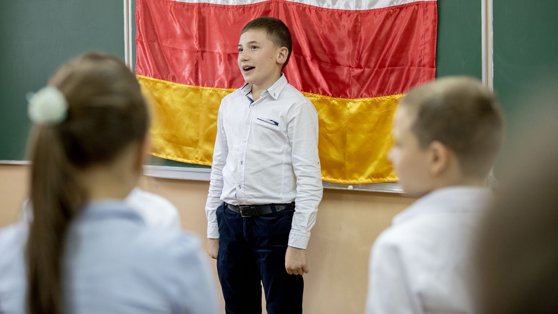 Игра среди учеников гимназии Альбион, приуроченная ко Дню государственного флага республики Южная Осетия - Sputnik Южная Осетия, 1920, 17.01.2023