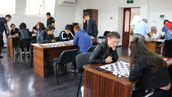Турнир по шашкам среди школьников Цхинвальского района  - Sputnik Южная Осетия