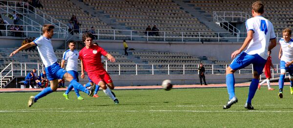 Товарищеский матч по футболу между сборными Южной Осетии и ЛНР Товарищеский матч по футболу между сборными Южной Осетии и ЛНР - Sputnik Южная Осетия