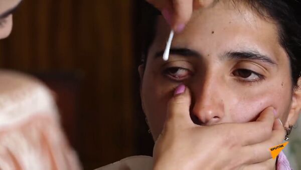 Армянка Сатеник Казарян плачет бриллиантовыми слезами - Sputnik Южная Осетия