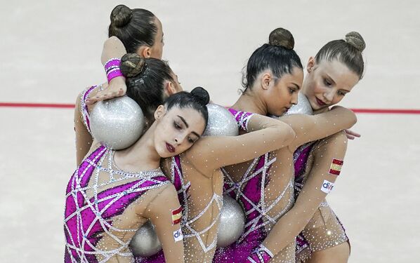 Испанская команда на Чемпионате мира по художественной гимнастике в Баку - Sputnik Южная Осетия