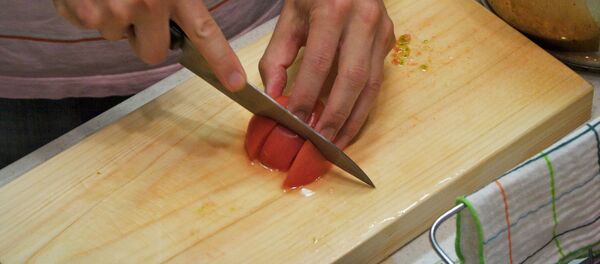 В Госдуме оценили идею узаконить профессию домохозяйка В Госдуме оценили идею узаконить профессию домохозяйка - Sputnik Южная Осетия