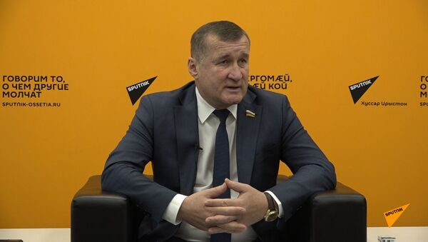 Алан Тадтаев рассказал, что сделано парламентом VII созыва за первые сто дней - Sputnik Южная Осетия
