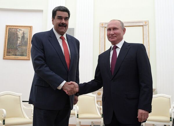 Президент Венесуэлы Николас Мадуро и президент РФ Владимир Путин - Sputnik Южная Осетия