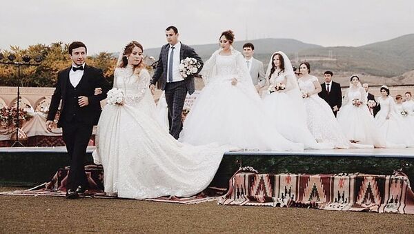 Самая масштабная многонациональная свадьба в Дагестане попала в Книгу рекордов Гиннесса - Sputnik Южная Осетия