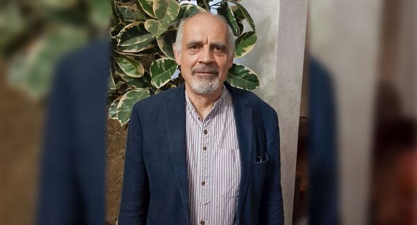 Ирыстонмæ æрцыд зындгонд ахуыргонд Жорж Дюмезилы фæдон Ирыстонмæ æрцыд зындгонд ахуыргонд Жорж Дюмезилы фæдон - Sputnik Хуссар Ирыстон