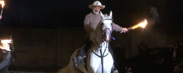 В конно-драматическом театре Нарты прошла премьера спектакля Праздник в горах В конно-драматическом театре Нарты прошла премьера спектакля Праздник в горах - Sputnik Южная Осетия