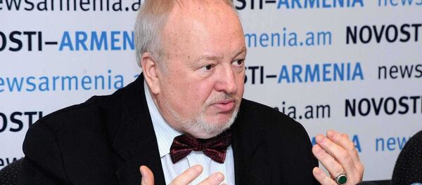 Захаров Владимир Александрович - политолог, директор института политичестких наук и социальных исследований Черноморско-Каспийского региона Захаров Владимир Александрович - политолог, директор института политичестких наук и социальных исследований Черноморско-Каспийского региона - Sputnik Южная Осетия