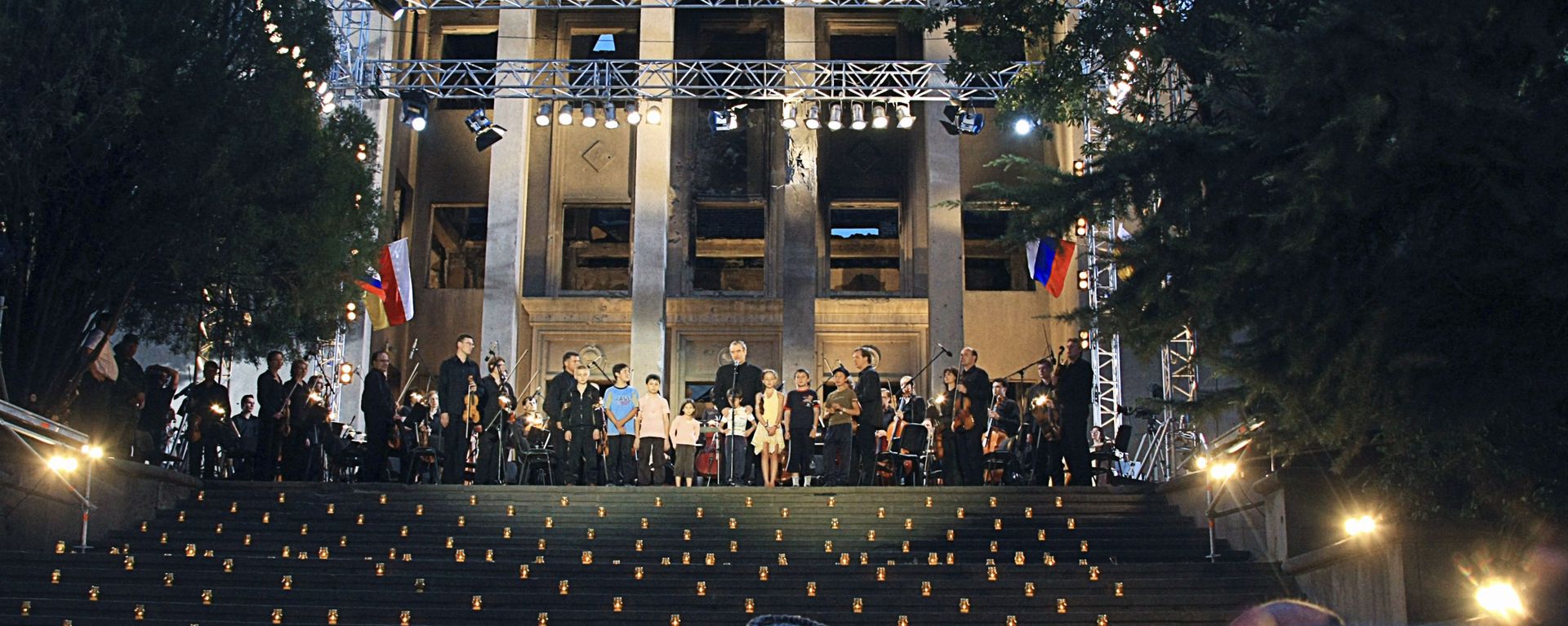 В Цхинвале прошел концерт оркестра Мариинского симфонического оркестра - Sputnik Южная Осетия, 1920, 01.10.2026