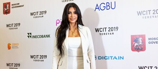 Армения вдохновила Ким Кардашьян на новые бизнес-проекты Армения вдохновила Ким Кардашьян на новые бизнес-проекты - Sputnik Южная Осетия