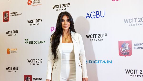 Армения вдохновила Ким Кардашьян на новые бизнес-проекты - Sputnik Южная Осетия