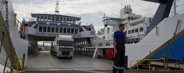 Работа Керченской переправы в Крыму Работа Керченской переправы в Крыму - Sputnik Южная Осетия