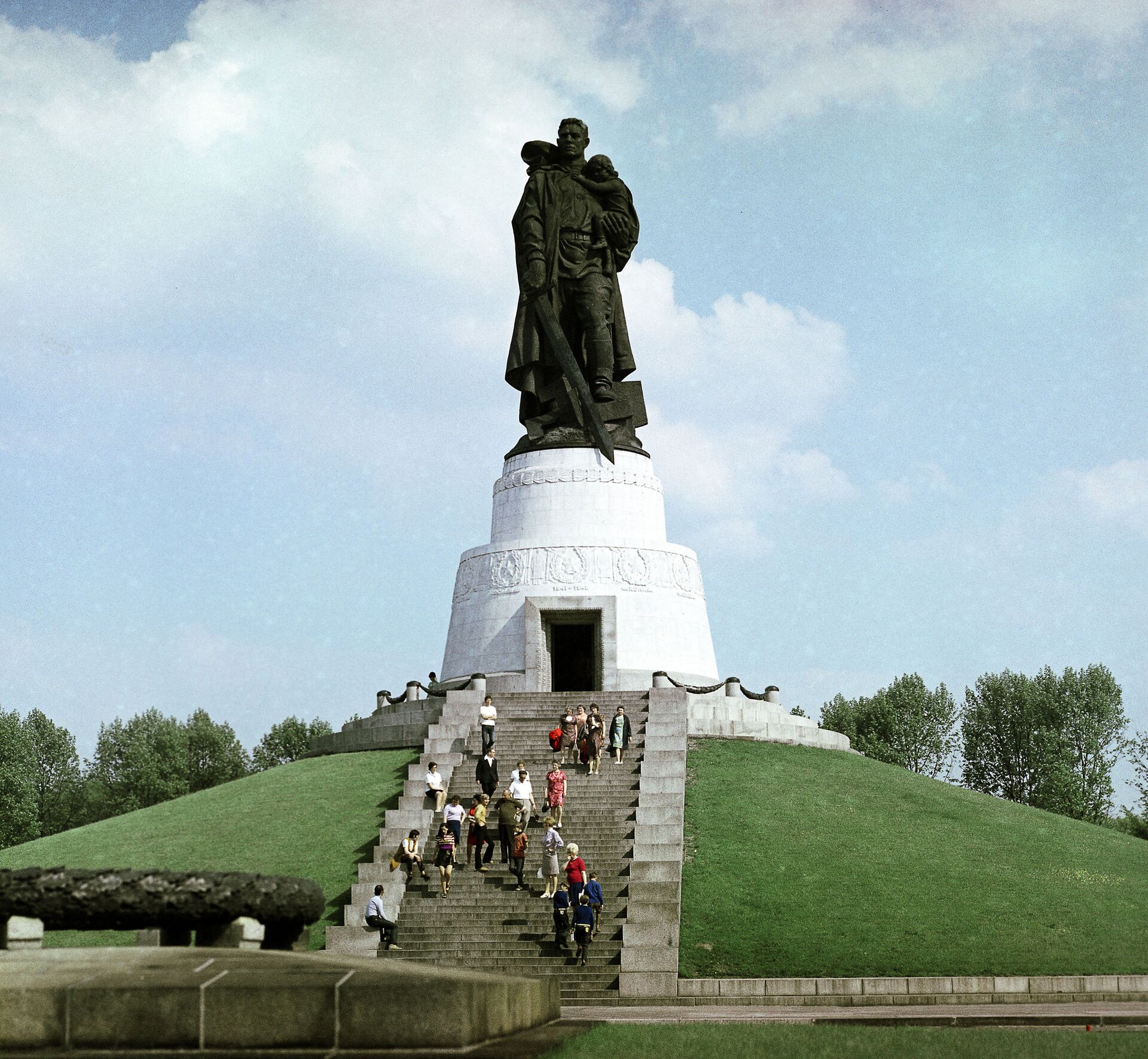 Монумент в трептов парке