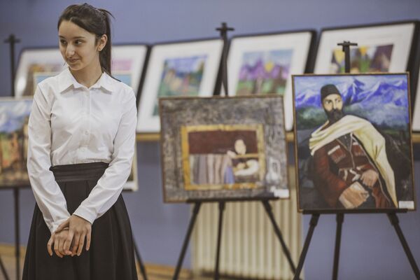 Открытие выставки в Лицее искусств, посвященной 160-летию со дня рождения Коста Хетагурова - Sputnik Южная Осетия