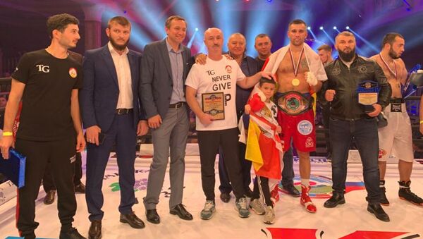 Георгий Тиджиев стал чемпионом Северного Кавказа по боксу - Sputnik Южная Осетия