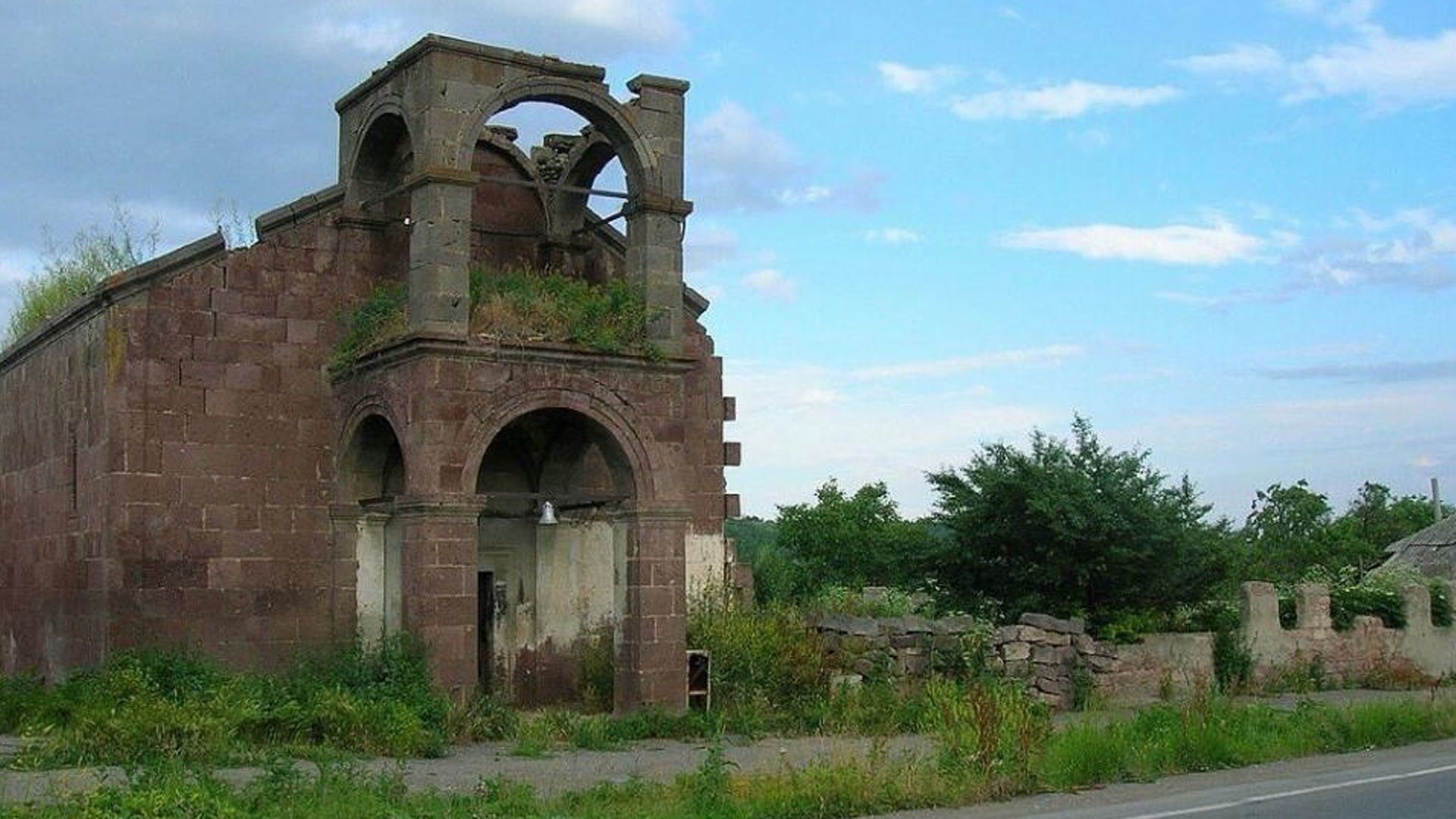 Развалины церкви Св. Георгия (Сырх Дзуар) - Sputnik Южная Осетия, 1920, 19.05.2022