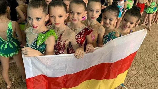 Гимнастки из Южной Осетии завоевали 26 медалей на двух турнирах - Sputnik Южная Осетия