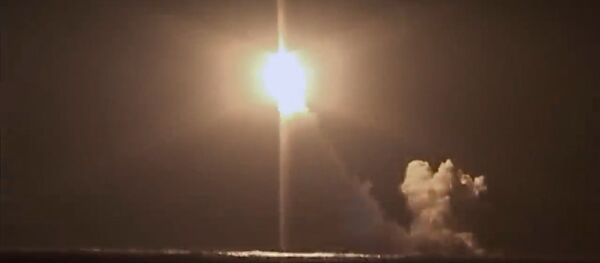 Пуск баллистической ракеты Булава с атомной подводной лодки Князь Владимир - Sputnik Южная Осетия