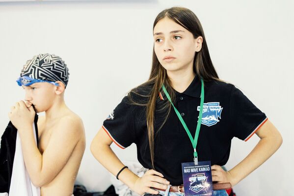 Межрегиональные соревнования по плаванию Mad Wave Кавказ - Sputnik Южная Осетия