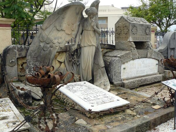 Модернистское кладбище Льорет-де-Мар в Барселоне, Испания - Sputnik Южная Осетия