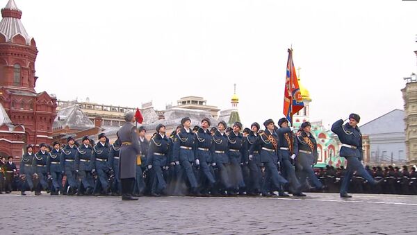 Москва отметила годовщину легендарного военного парада 1941 года - Sputnik Южная Осетия