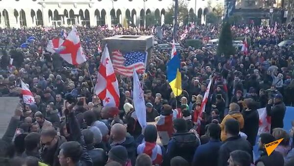 Массовые протесты в Грузии: что происходит в Тбилиси - видео - Sputnik Южная Осетия