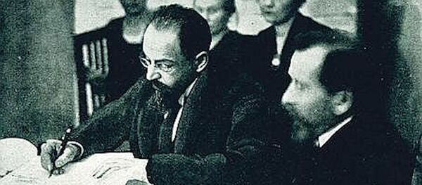 Спикер парламента Эстонии Хенн Пыллуаас требует от России вернуть аннексированные территории - Sputnik Южная Осетия