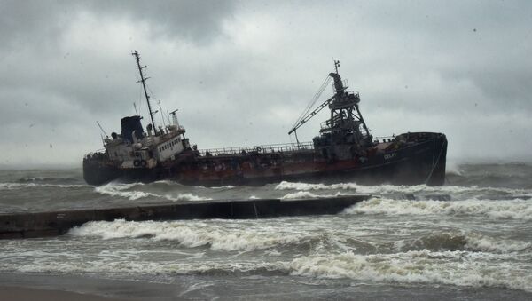 Танкер Делфи терпит бедствие в Одесском заливе - Sputnik Южная Осетия