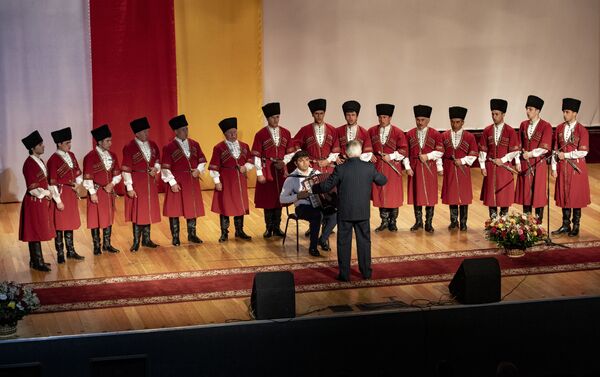 Торжественное собрание в честь Дня мужества и народного единства - Sputnik Южная Осетия