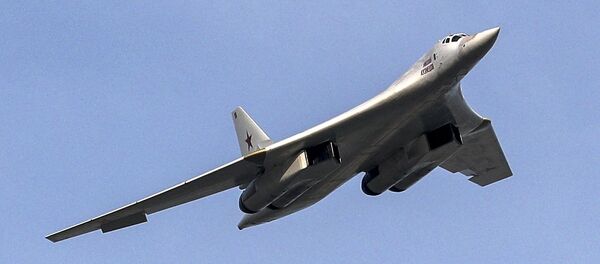 Самолет Ту-160. Архивное фото  - Sputnik Южная Осетия