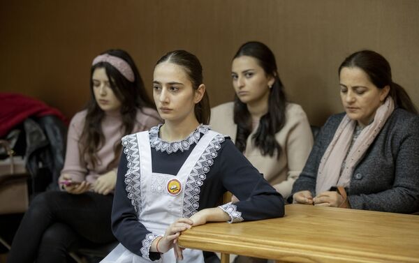 Круглый стол на тему духовно-нравственного воспитания молодежи Осетии - Sputnik Южная Осетия