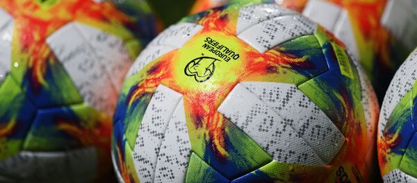 Мячи для отборочных матчей чемпионата Европы по футболу 2020 Мячи для отборочных матчей чемпионата Европы по футболу 2020 - Sputnik Южная Осетия