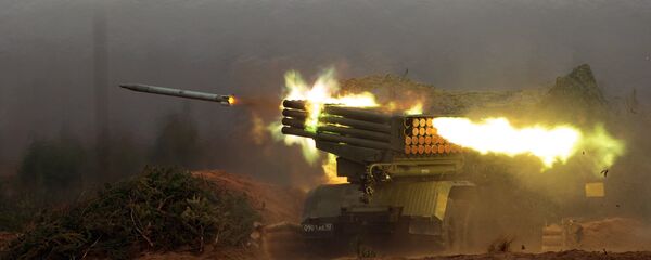 Боевые стрельбы из ракетно-артиллерийского вооружения Боевые стрельбы из ракетно-артиллерийского вооружения - Sputnik Южная Осетия